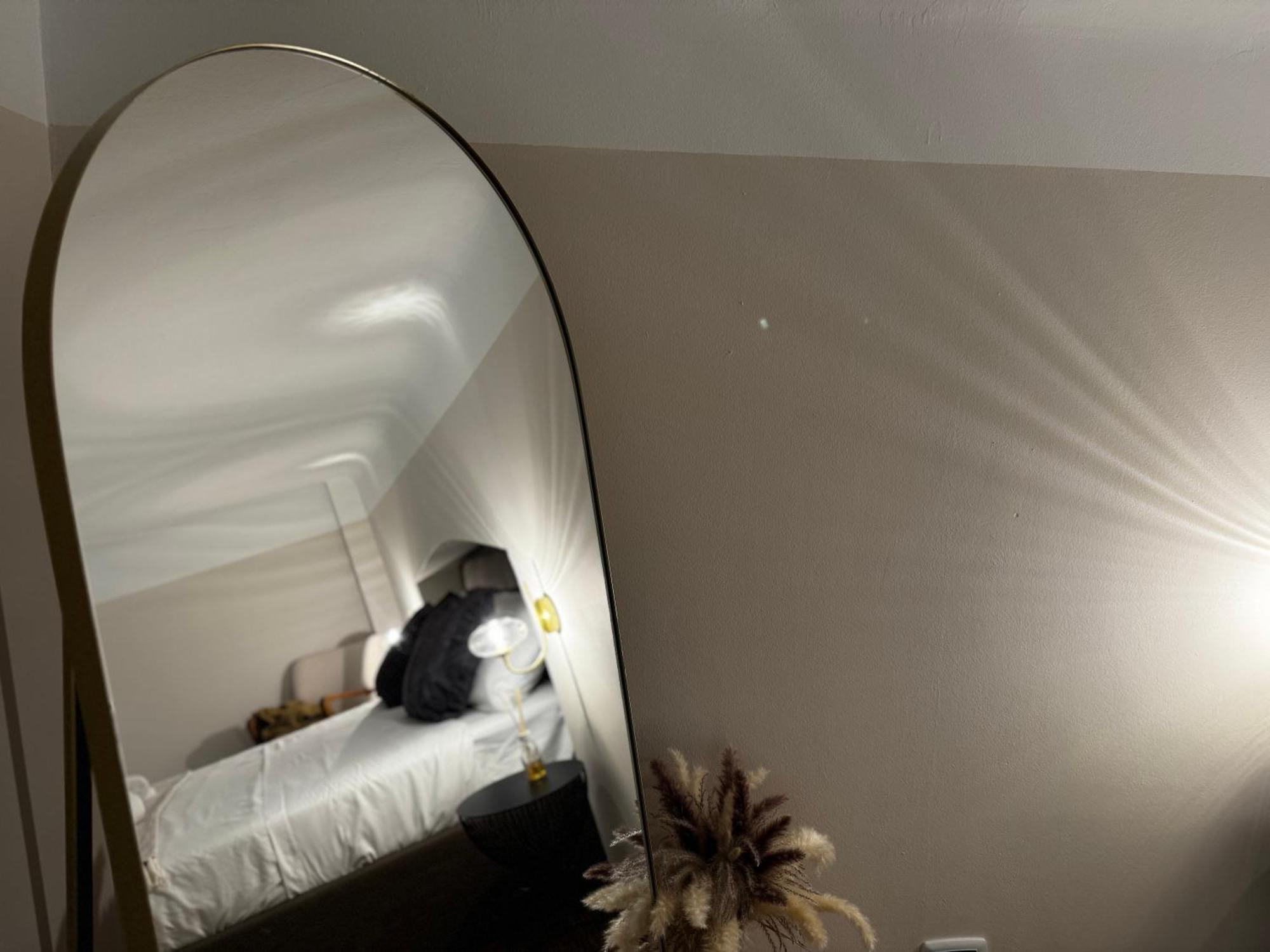 Regina Milano In Verona - Sky Tv, Wifi E Breakfast Box Apartment Bagian luar foto