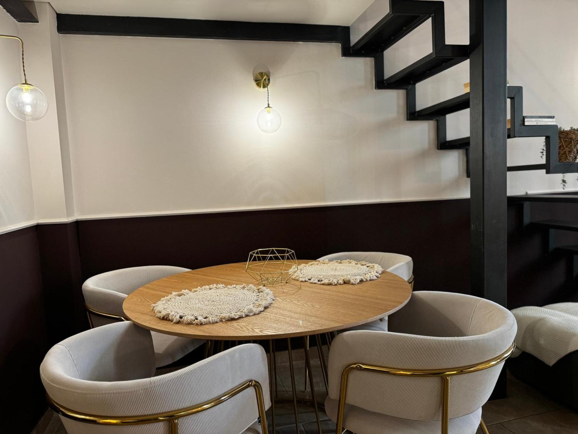 Regina Milano In Verona - Sky Tv, Wifi E Breakfast Box Apartment Bagian luar foto